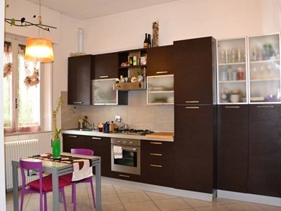 Abitazione indip. con giardino in vendita Abitazione indip. con giardino in vendita